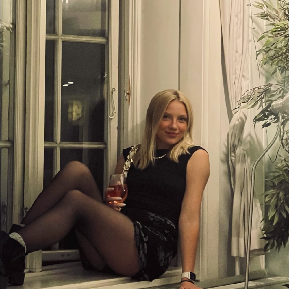 Meet your Posher, Anna